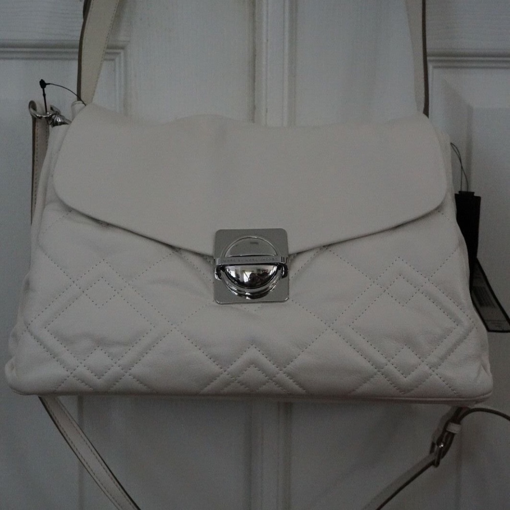 NWT Marc by Marc Jacob Circle in Square Quilted Shoulder Bag in off white